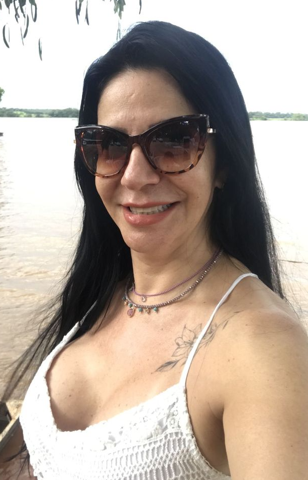 Fernanda L.